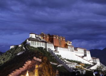 傳奇的六世達賴-倉央嘉措