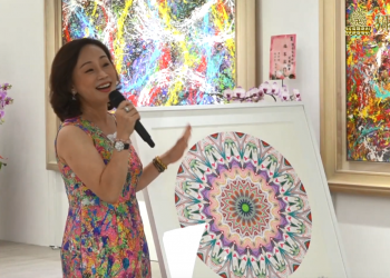 28片絲網版層層上色 !交織成絢麗曼陀羅