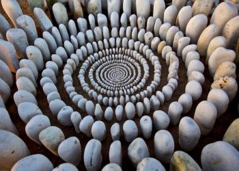 天書推薦／累劫封印層層解《彌勒聖道行(首部曲)神魔合》